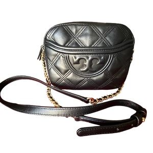 Tory Burch Fleming Soft Camera Bag